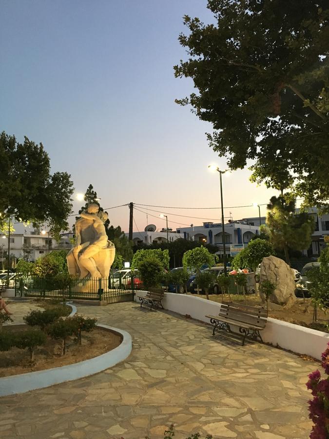 Bivalvia Beach Plus ฟาลิรากี ภายนอก รูปภาพ